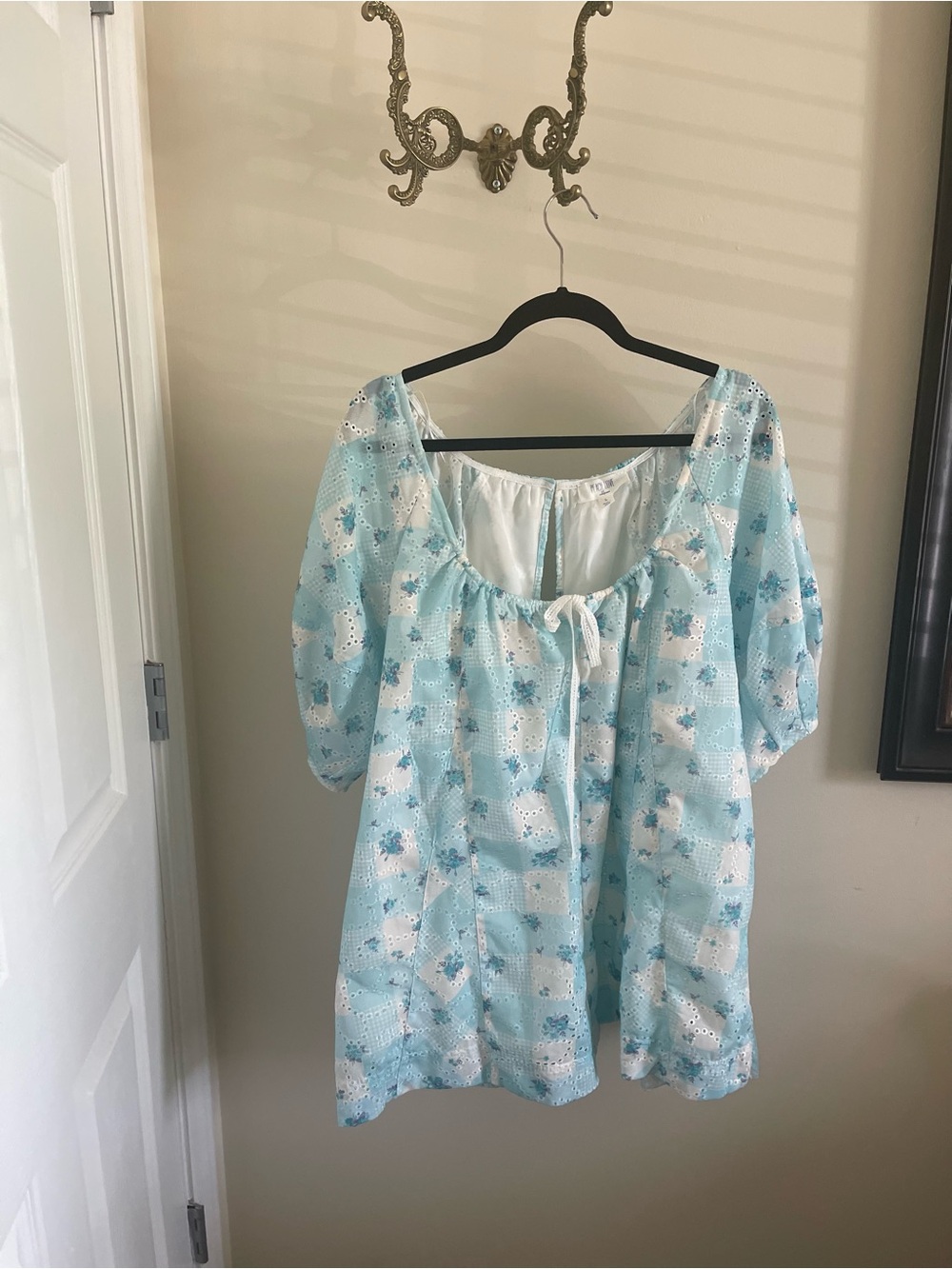 Peach Love California Light Blue & White Floral Romper